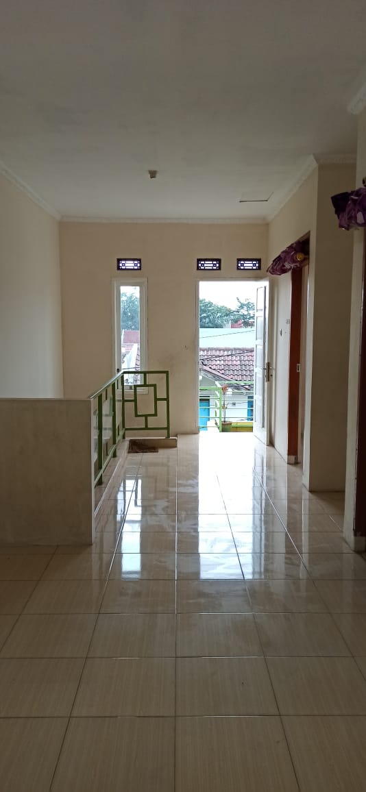 Dijual Rumah 2 Lantai Taman Cibiru Lippo
